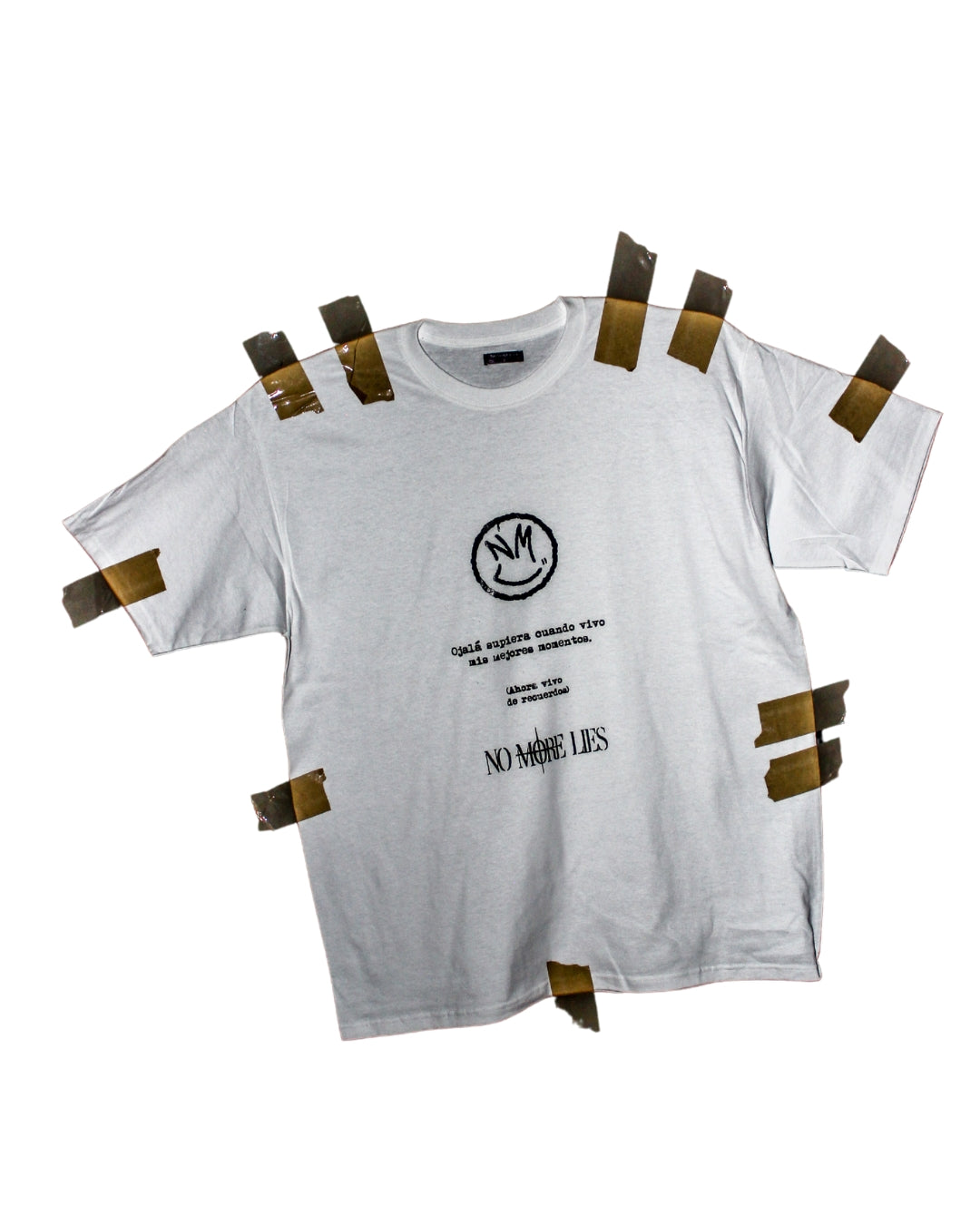 RECUERDOS " Playera de manga corta blanco con negro