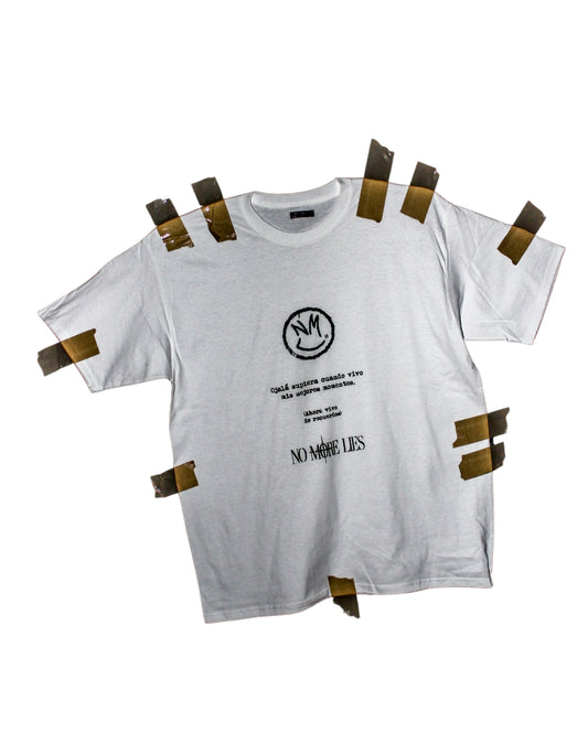 [ RECUERDOS ] playera de manga corta blanco con negro