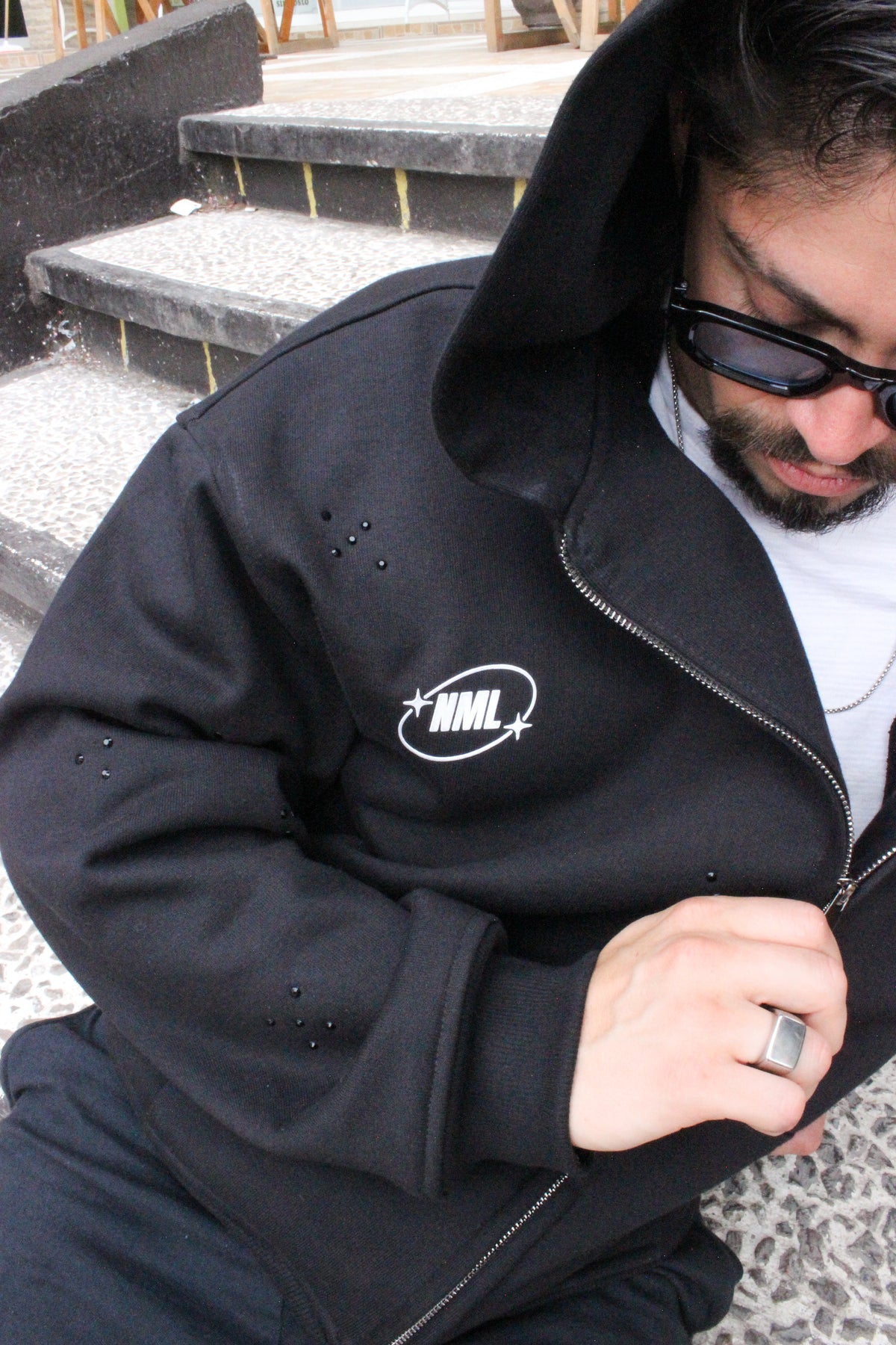 PREMIUM ZIPPER HOODIE NML"