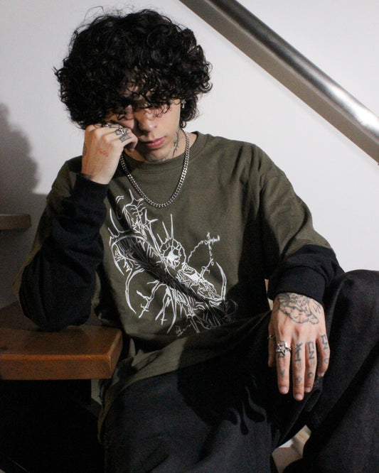 [ ANGELO ] Verde Olivo & Negro Manga Larga