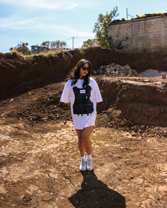[ NML ARMY ] LADO "C" playera de manga corta en blanco con negro