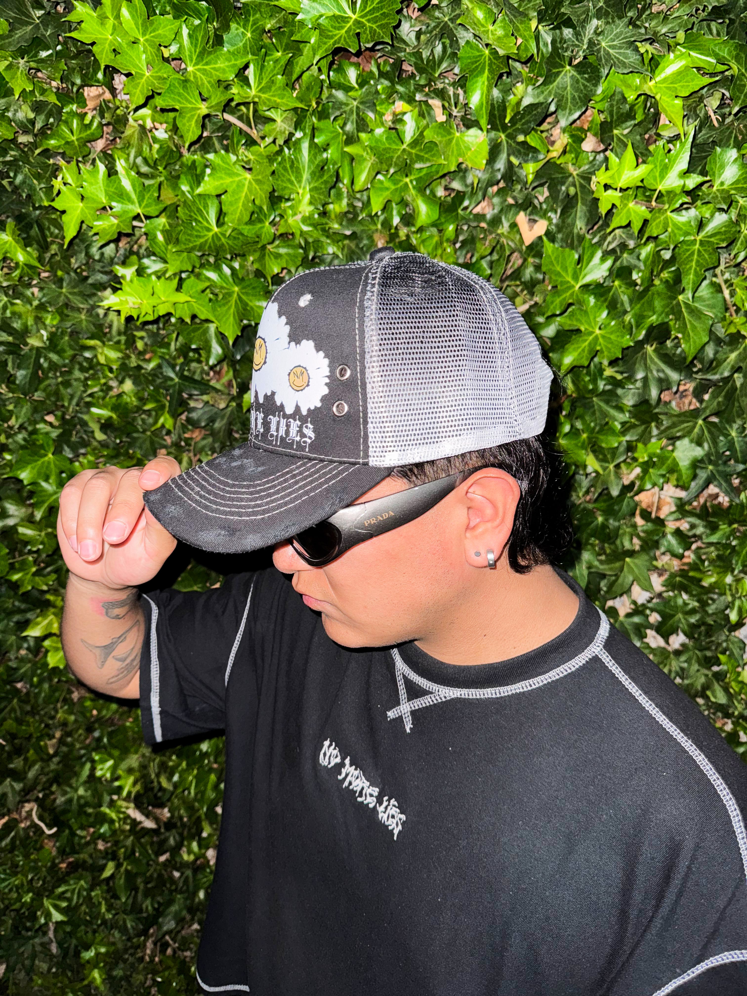 Gorra "Los Tres Deseos" Malla Con Degradado